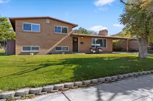 698 N Brook Ave E, Tooele, UT 84074 - Photo 1