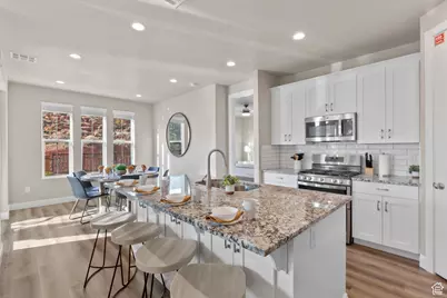 2343 E Escondido Dr, Washington, UT 84780 - Photo 7