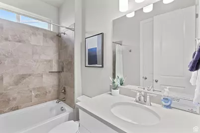 2343 E Escondido Dr, Washington, UT 84780 - Photo 13