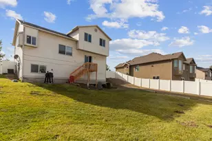 6401 S High Bluff Dr, West Valley, UT 84118 - Photo 23