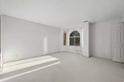 7709 S Sunbird Way, Midvale, UT 84047 - Photo 9