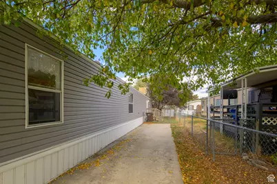 11310 S Hidden Vale Ln #217, Sandy, UT 84070 - Photo 3