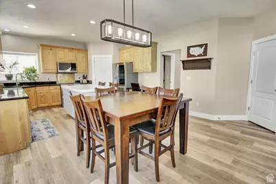 4208 W Chestnut View Drive Dr, South Jordan, UT 84009 - Photo 15