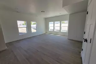 735 S Harrison Dr, Springville, UT 84663 - Photo 7