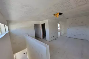 731 S Harrison Dr, Springville, UT 84663 - Photo 9