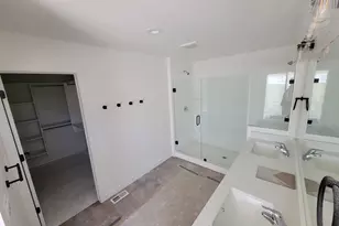 731 S Harrison Dr, Springville, UT 84663 - Photo 9