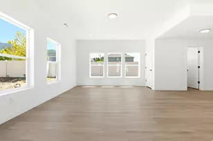 731 S Harrison Dr, Springville, UT 84663 - Photo 9