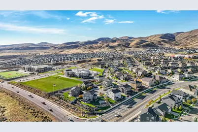 4591 W Heritagefield Cir S, Herriman, UT 84096 - Photo 7