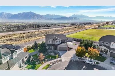 4591 W Heritagefield Cir S, Herriman, UT 84096 - Photo 3