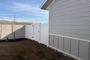 2663 S 2430 W, Syracuse, UT 84075 - Photo 11