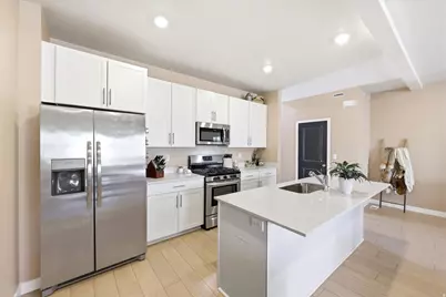 2248 N Canal View Ln E, Heber City, UT 84032 - Photo 9