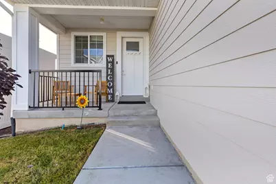 4694 E Lake Corner Dr, Eagle Mountain, UT 84005 - Photo 5