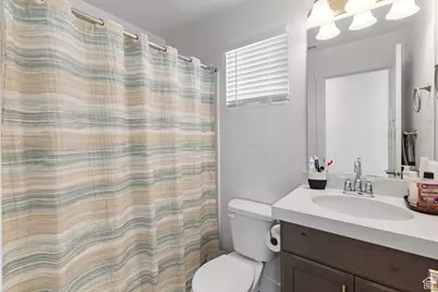 4694 E Lake Corner Dr, Eagle Mountain, UT 84005 - Photo 19