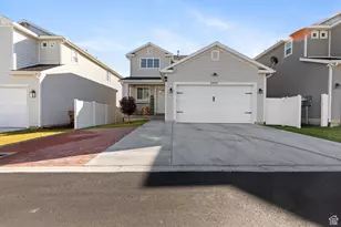 4694 E Lk Cor Dr, Eagle Mountain, UT 84005 - Photo 3