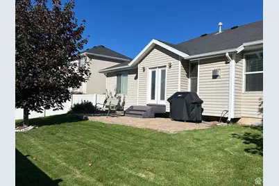 95 W 2400 N, Layton, UT 84041 - Photo 3