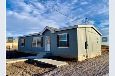 289 W Center, Hinckley, UT 84635 - Photo 1