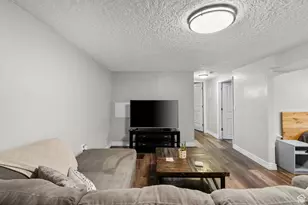 5326 S 2675 W, Roy, UT 84067 - Photo 13