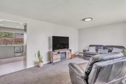 5326 S 2675 W, Roy, UT 84067 - Photo 3