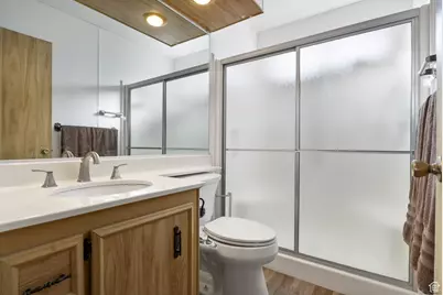 89 W Evening Star Way S, Sandy, UT 84070 - Photo 33