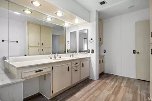 89 W Evening Star Way S, Sandy, UT 84070 - Photo 29