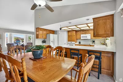 1045 Hemlock Cir, Saint George, UT 84790 - Photo 9