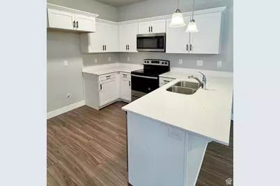 884 N Van Dyne Dr #E304, Saratoga Springs, UT 84045 - Photo 3