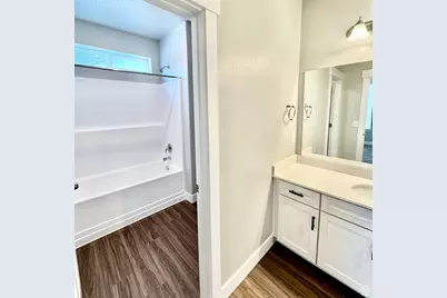 884 N Van Dyne Dr #E304, Saratoga Springs, UT 84045 - Photo 11