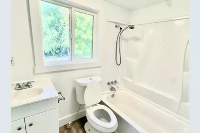 295 S Main St, Providence, UT 84332 - Photo 17