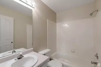 1137 E Parkstone Dr, Draper, UT 84020 - Photo 5