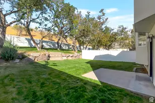 1137 E Parkstone Dr, Draper, UT 84020 - Photo 3