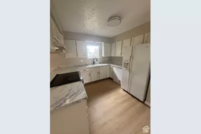 1404 E 8685 S, Sandy, UT 84093 - Photo 5