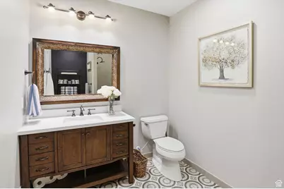 963 E Old English Rd S, Draper, UT 84020 - Photo 35