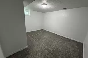 917 N Garden Dr, Orem, UT 84057 - Photo 19