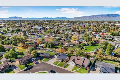 917 N Garden Dr, Orem, UT 84057 - Photo 33