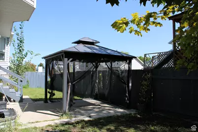 6853 S Mullien Dr W, West Jordan, UT 84081 - Photo 33