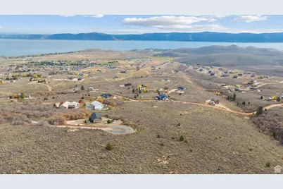 3332 S Mules Ear Cir #38, Garden City, UT 84028 - Photo 5