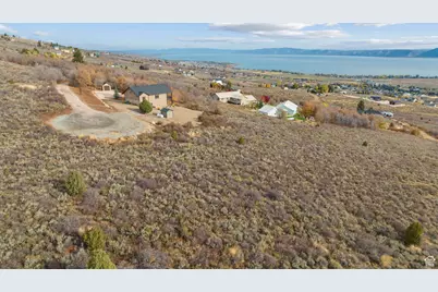 3332 S Mules Ear Cir #38, Garden City, UT 84028 - Photo 9