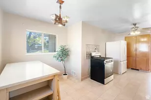 264 W International Ave, Tooele, UT 84074 - Photo 19