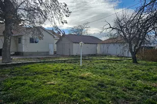 264 W International Ave, Tooele, UT 84074 - Photo 33