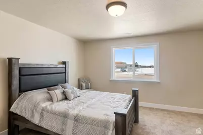 4756 S 4300 W, Roy, UT 84067 - Photo 15