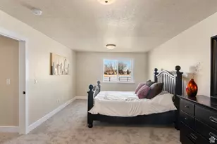 4756 S 4300 W, Roy, UT 84067 - Photo 9