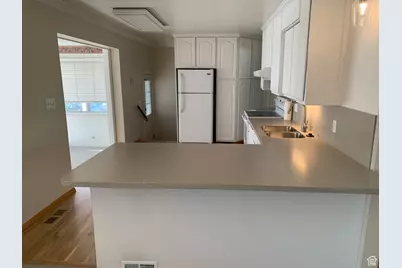 5 W 5878 S, Murray, UT 84107 - Photo 7