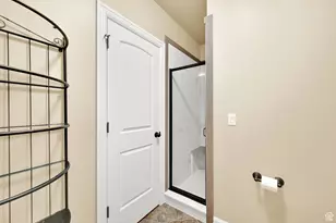 6065 N Lariat Ln, Mountain Green, UT 84050 - Photo 45