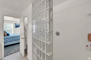 5189 W Dove Creek Ln S, West Jordan, UT 84081 - Photo 17