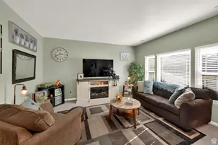 5189 W Dove Creek Ln S, West Jordan, UT 84081 - Photo 7