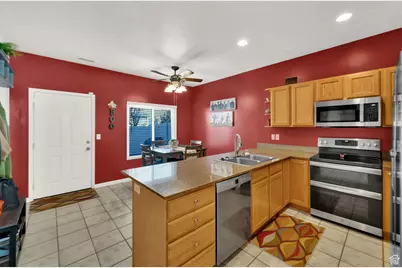 5189 W Dove Creek Ln S, West Jordan, UT 84081 - Photo 9