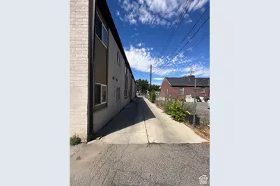 3605 S 900 E, Millcreek, UT 84106 - Photo 9