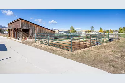 883 E 11000 S, Avon, UT 84328 - Photo 37