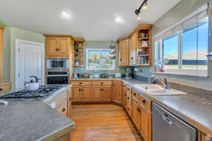 5746 W 11300 S, Payson, UT 84651 - Photo 13