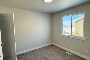 2362 E Blossom St, Eagle Mountain, UT 84005 - Photo 11